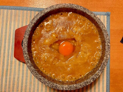 石焼ビビンバ用石鍋で作るお手軽石焼きチーズカレー